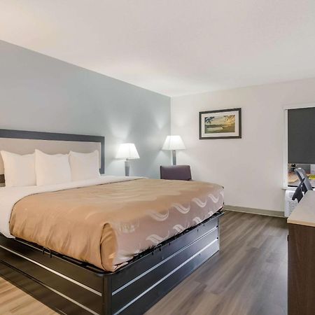 Quality Inn Jacksonville Near Camp Lejeune Buitenkant foto