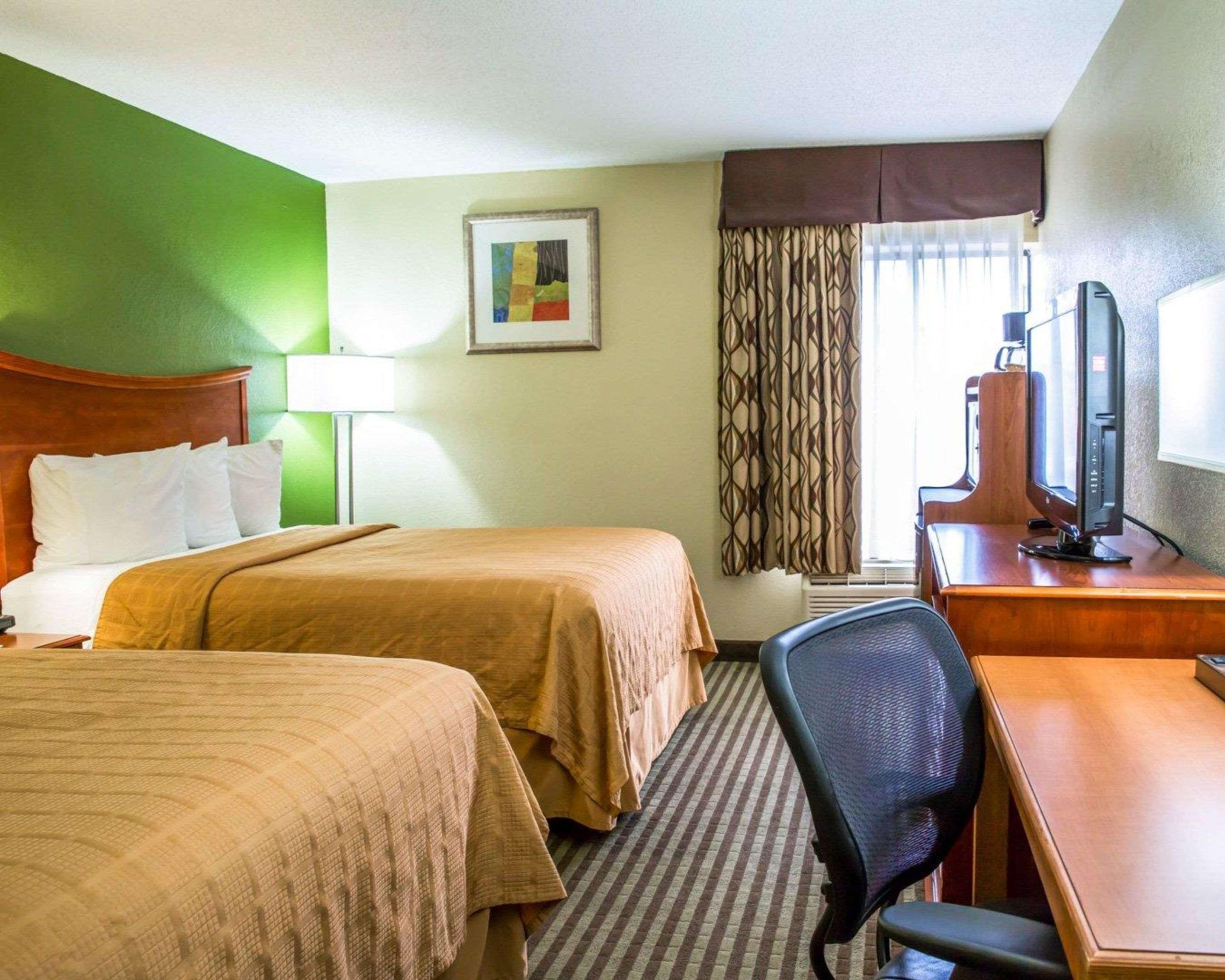 Quality Inn Jacksonville Near Camp Lejeune Buitenkant foto