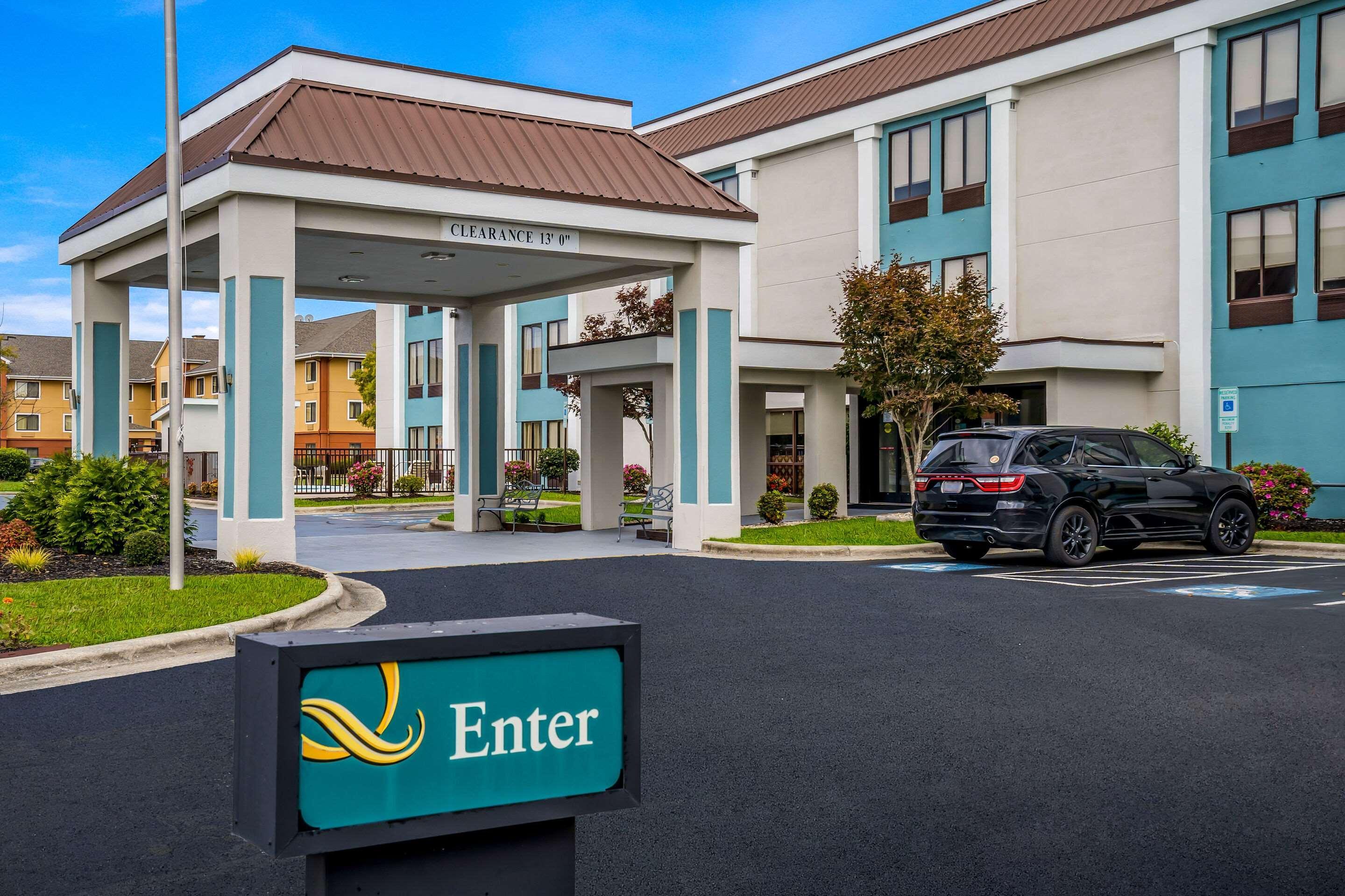 Quality Inn Jacksonville Near Camp Lejeune Buitenkant foto