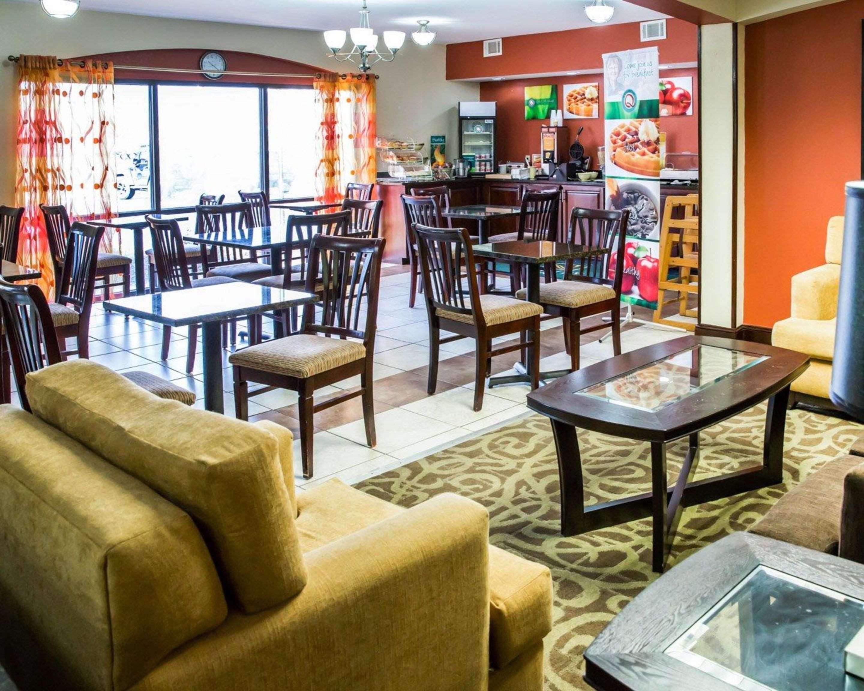 Quality Inn Jacksonville Near Camp Lejeune Buitenkant foto