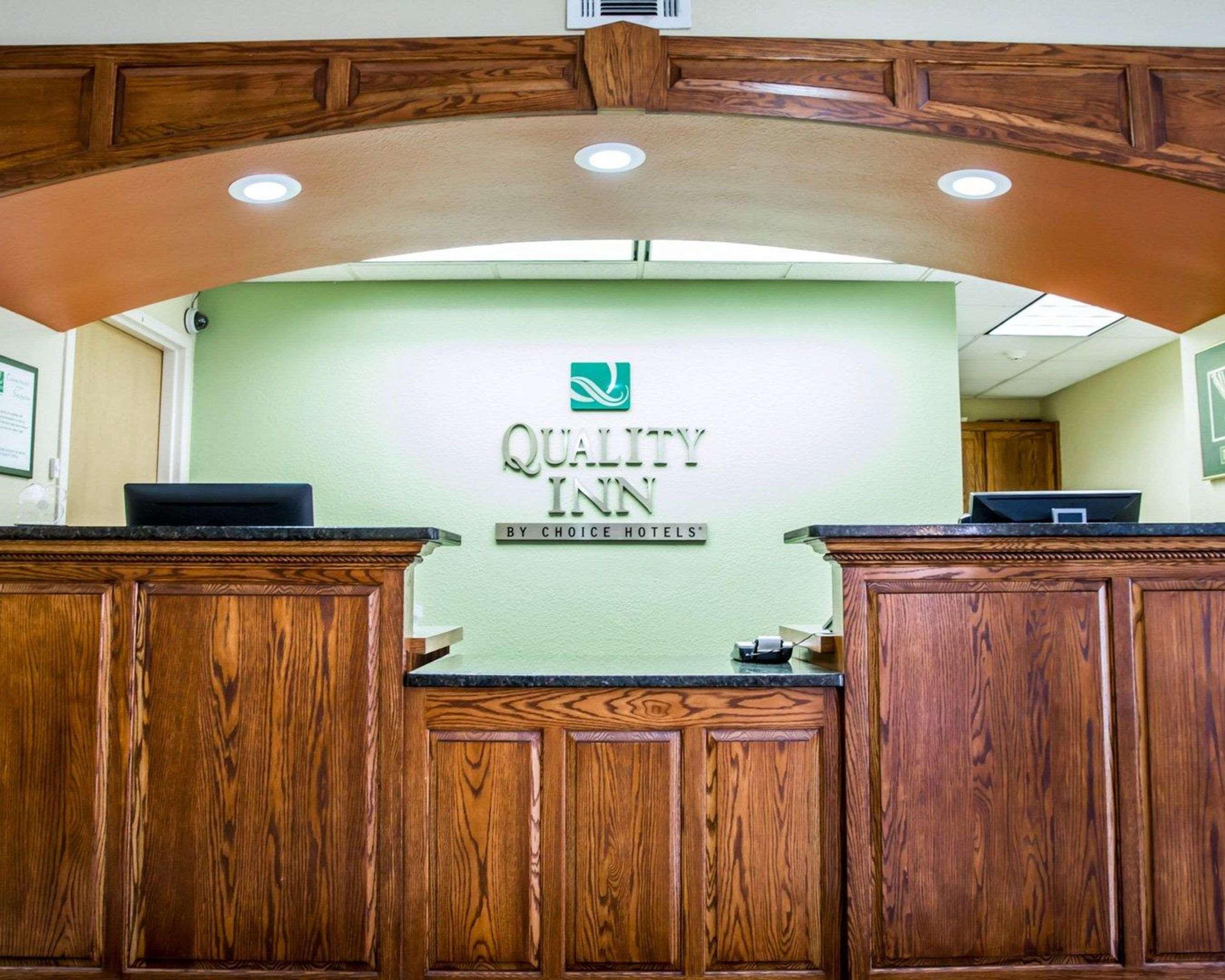 Quality Inn Jacksonville Near Camp Lejeune Buitenkant foto