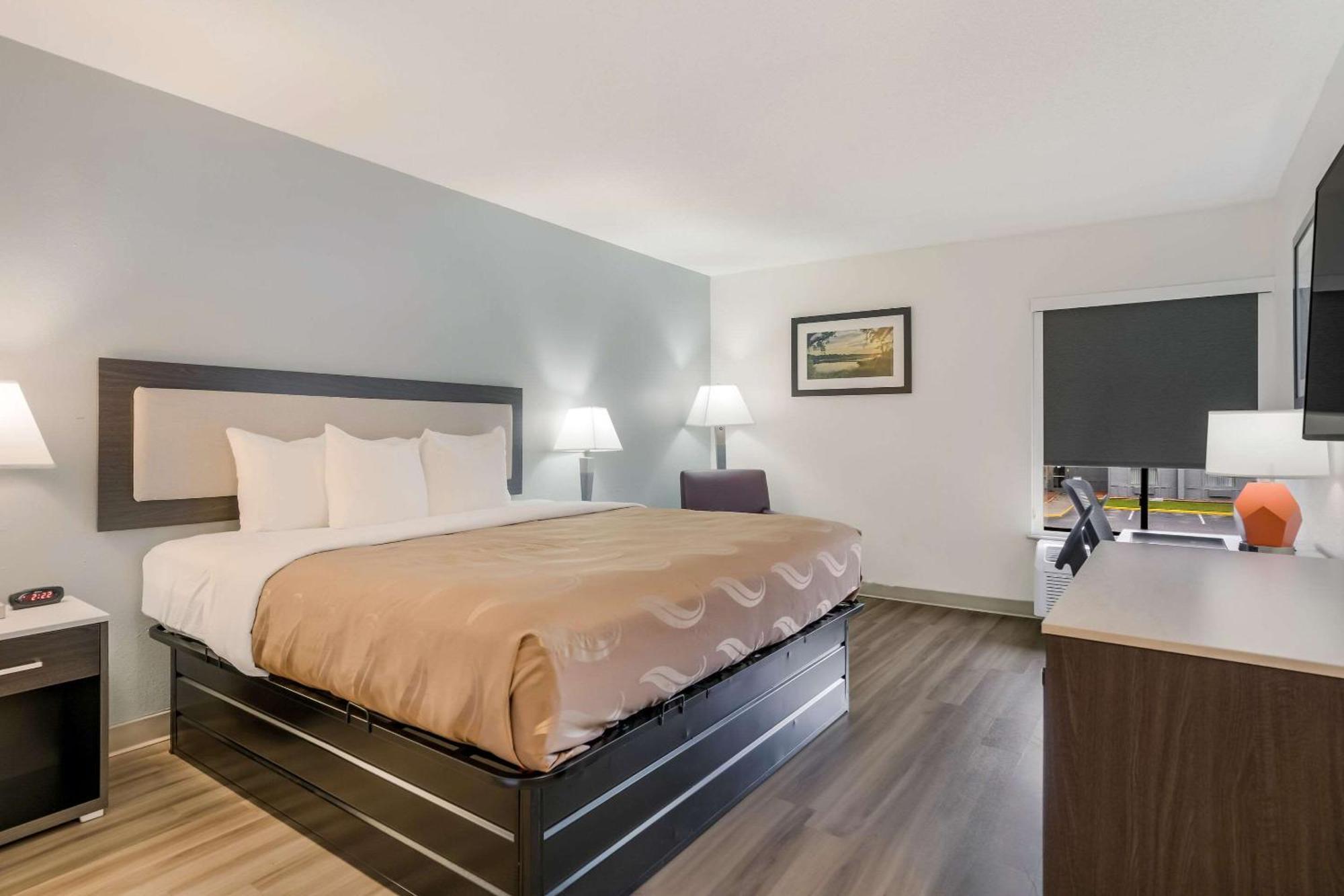 Quality Inn Jacksonville Near Camp Lejeune Buitenkant foto