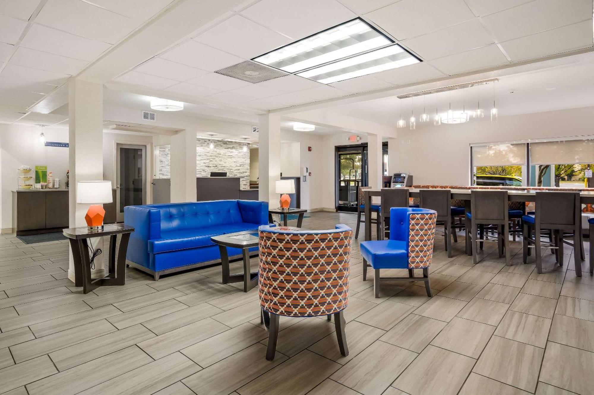 Quality Inn Jacksonville Near Camp Lejeune Buitenkant foto